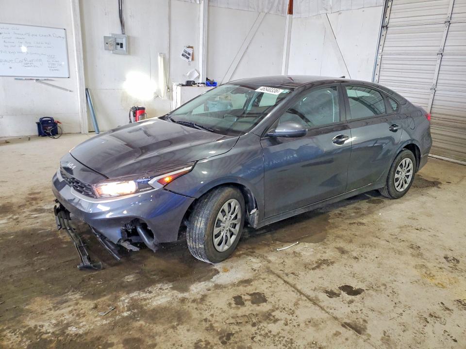 2023 Kia Forte მანქანა იყიდება აუქციონზე, vin: 3KPF24AD5PE647511, აუქციონის ნომერი: 46540336