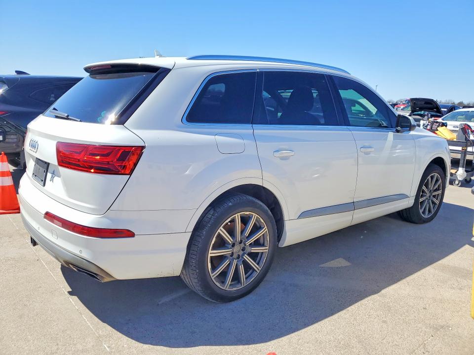 Aukcja sprzedaży 2018 Audi Q7, vin: WA1LHAF75JD002749, numer aukcji: 45839756