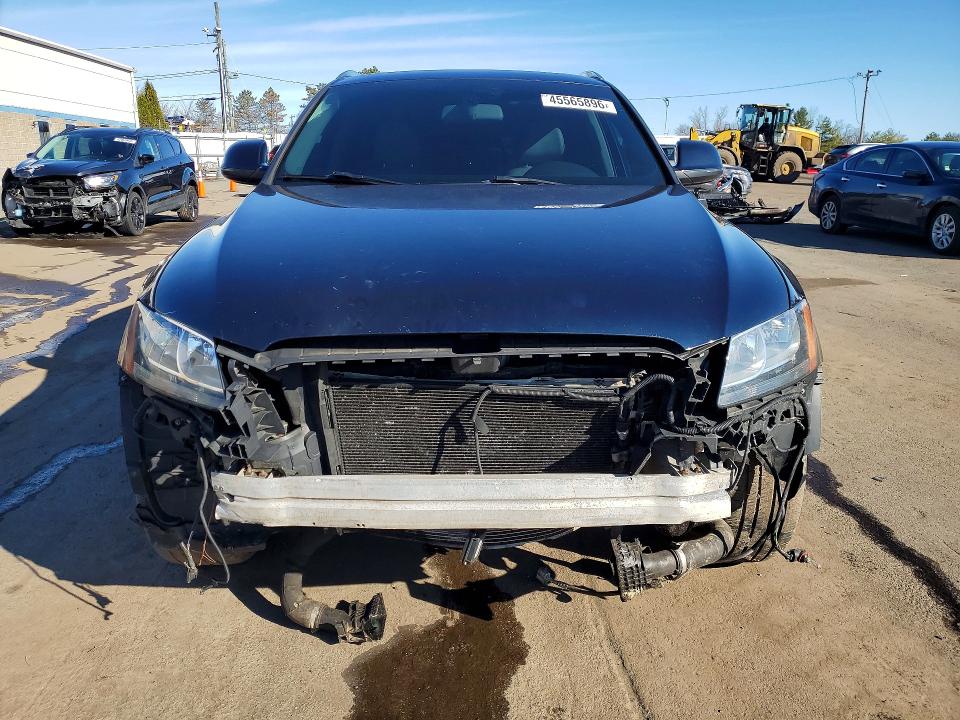 45565896 :رقم المزاد ، WA1CFAFPXBA037392 vin ، 2011 Audi Q5 مزاد بيع