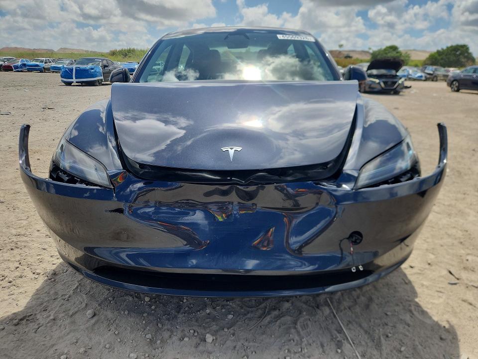 Продажа на аукционе авто 2025 Tesla Model 3, vin: 5YJ3E1EA1SF939992, номер лота: 45569326