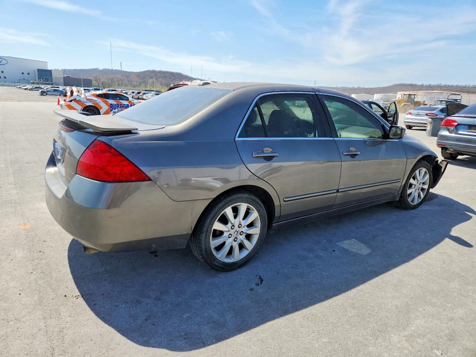2007 Honda Accord მანქანა იყიდება აუქციონზე, vin: 1HGCM66547A001696, აუქციონის ნომერი: 47346776