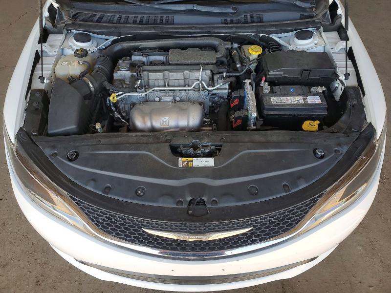 47379756 :رقم المزاد ، 1C3CCCFBXHN502886 vin ، 2017 Chrysler 200 مزاد بيع