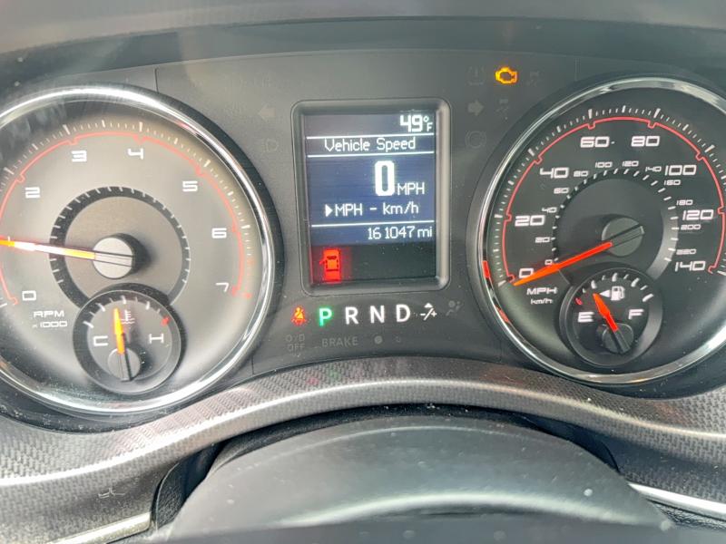47085926 :رقم المزاد ، 2B3CL3CG1BH585055 vin ، 2011 Dodge Charger مزاد بيع