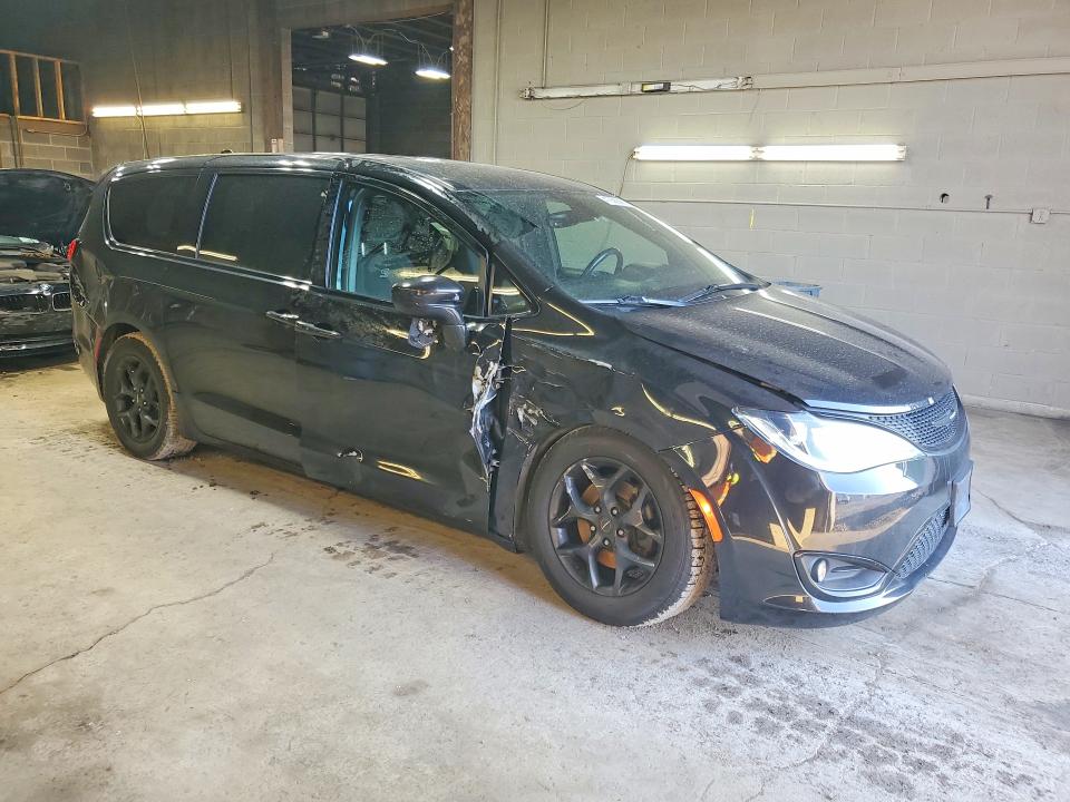 2019 Chrysler Pacifica მანქანა იყიდება აუქციონზე, vin: 2C4RC1FG8KR669134, აუქციონის ნომერი: 47266896