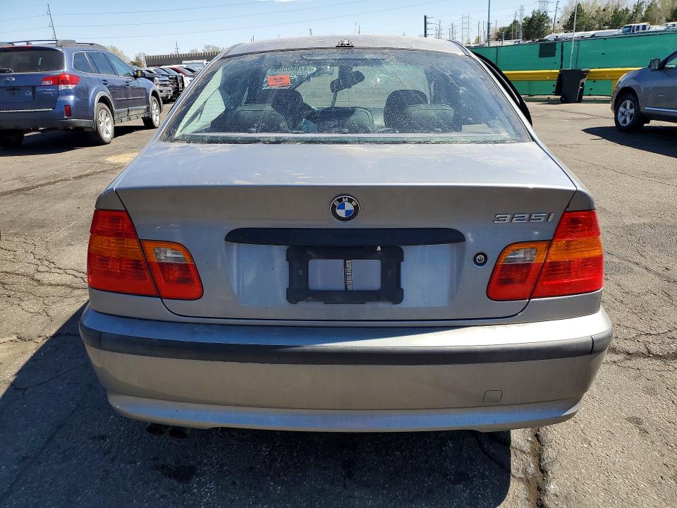 2005 Bmw 325 მანქანა იყიდება აუქციონზე, vin: WBAEV33495KL64966, აუქციონის ნომერი: 47660506