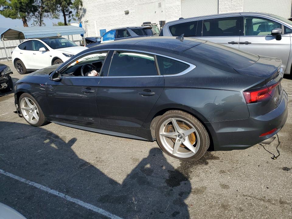 Продажа на аукционе авто 2019 Audi A5, vin: WAUENCF56KA043439, номер лота: 79093475