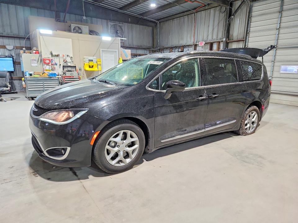 Продажа на аукционе авто 2019 Chrysler Pacifica, vin: 2C4RC1EGXKR576455, номер лота: 47707196
