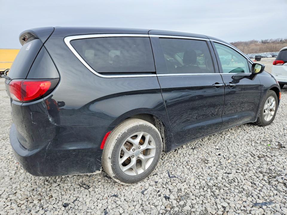 45984896 :رقم المزاد ، 2C4RC1FG9KR505598 vin ، 2019 Chrysler Pacifica مزاد بيع
