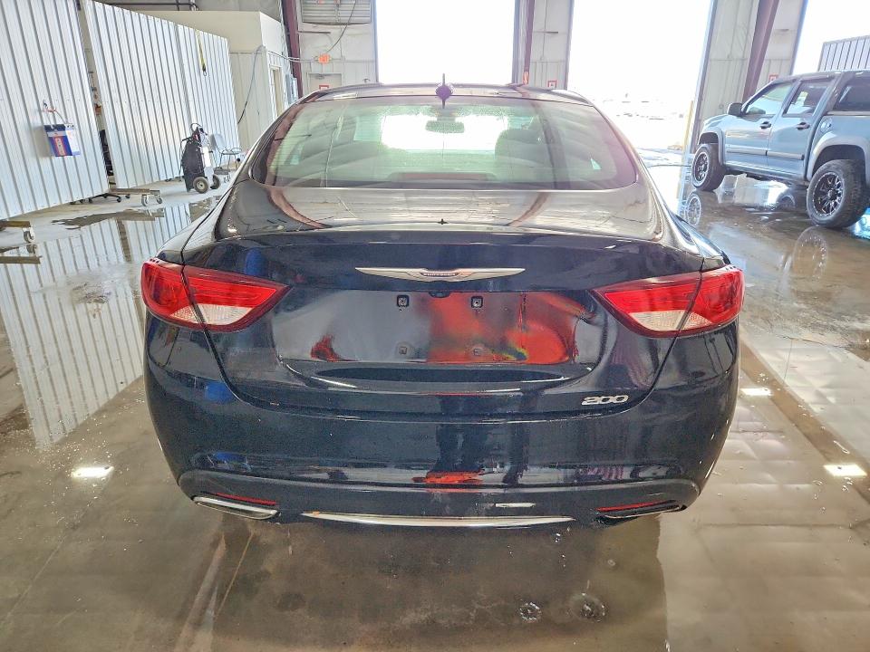 45603146 :رقم المزاد ، 1C3CCCAG0GN155912 vin ، 2016 Chrysler 200 مزاد بيع