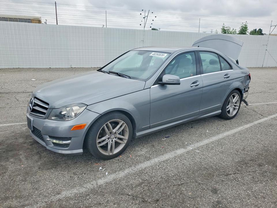 Продажа на аукционе авто 2014 Mercedes-benz C, vin: WDDGF4HB2ER306555, номер лота: 48260836