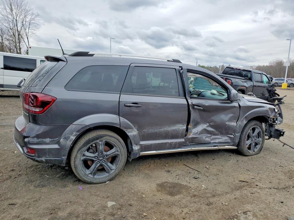 46010726 :رقم المزاد ، 3C4PDCGB4LT272425 vin ، 2020 Dodge Journey مزاد بيع