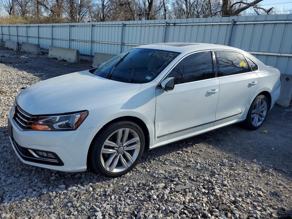 Auction sale of the 2016 Volkswagen Passat, vin: 1VWCS7A36GC018923, lot number: 47287606