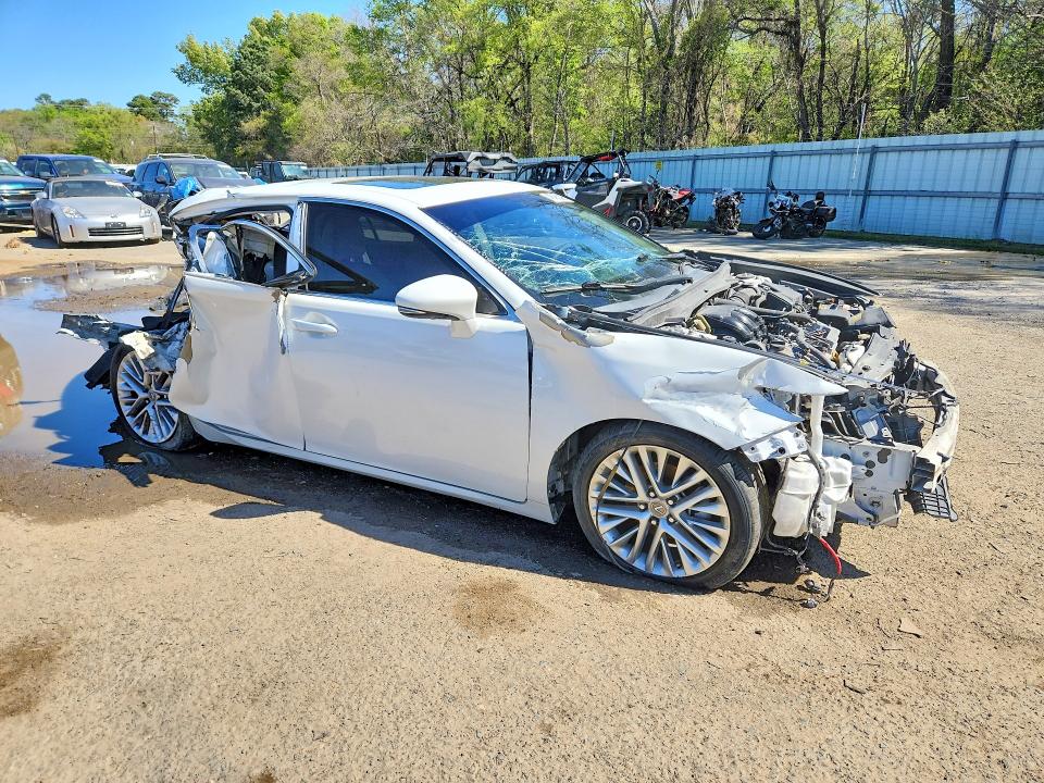 46465296 :رقم المزاد ، JTHBK1GG6F2196646 vin ، 2015 Lexus Es 350 مزاد بيع