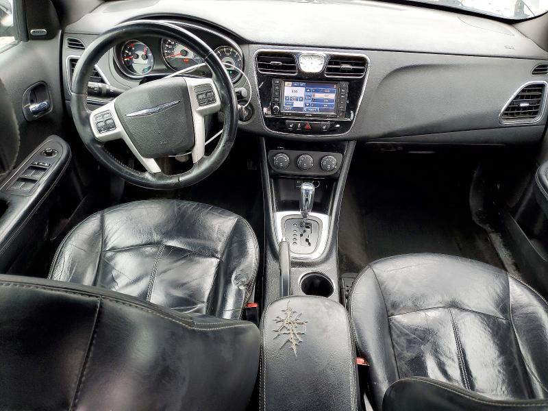 45679796 :رقم المزاد ، 1C3CCBCG3DN738557 vin ، 2013 Chrysler 200 مزاد بيع