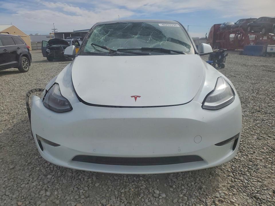46202296 :رقم المزاد ، 7SAYGDEFXNF406348 vin ، 2022 Tesla Model Y مزاد بيع