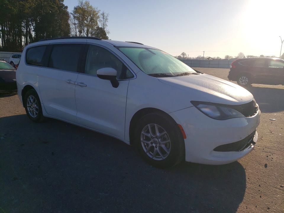 2021 Chrysler Voyager მანქანა იყიდება აუქციონზე, vin: 2C4RC1DG9MR551728, აუქციონის ნომერი: 46936676