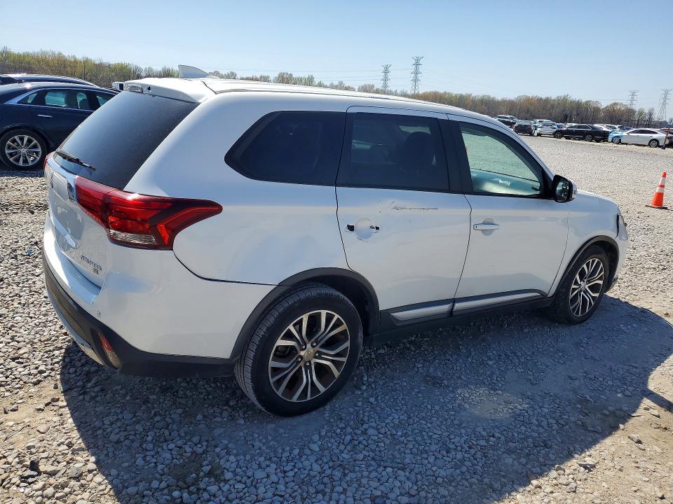 Продаж на аукціоні авто 2018 Mitsubishi Outlander, vin: JA4AD3A35JZ035417, номер лоту: 47090476