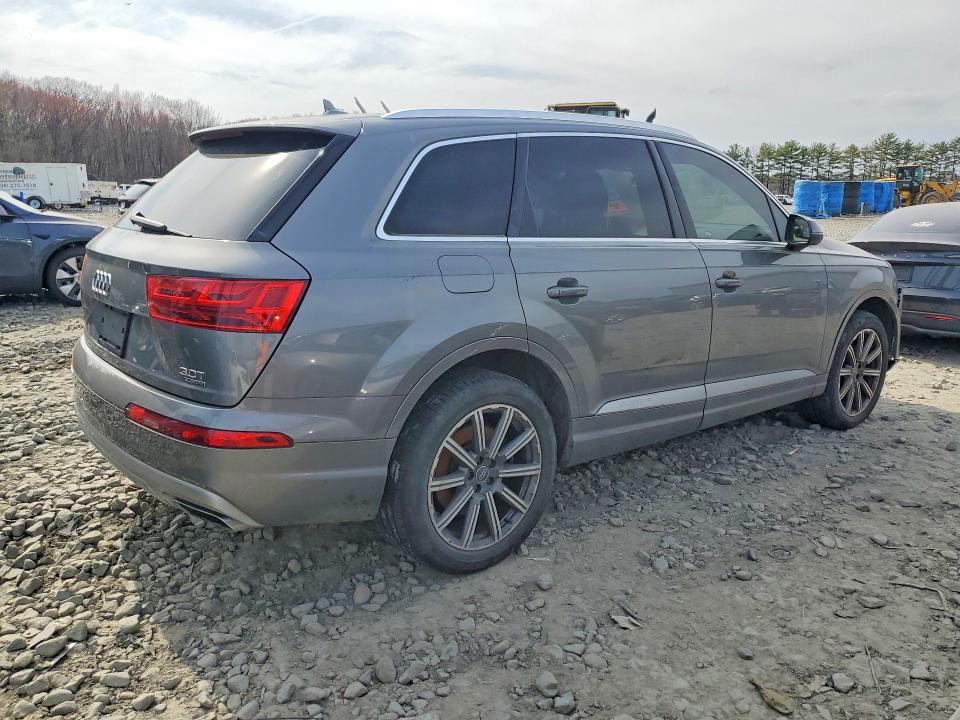 48254276 :رقم المزاد ، WA1LAAF77HD058772 vin ، 2017 Audi Q7 مزاد بيع