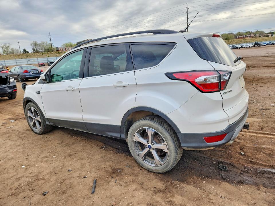 2017 Ford Escape მანქანა იყიდება აუქციონზე, vin: 1FMCU9G98HUE23189, აუქციონის ნომერი: 47458576