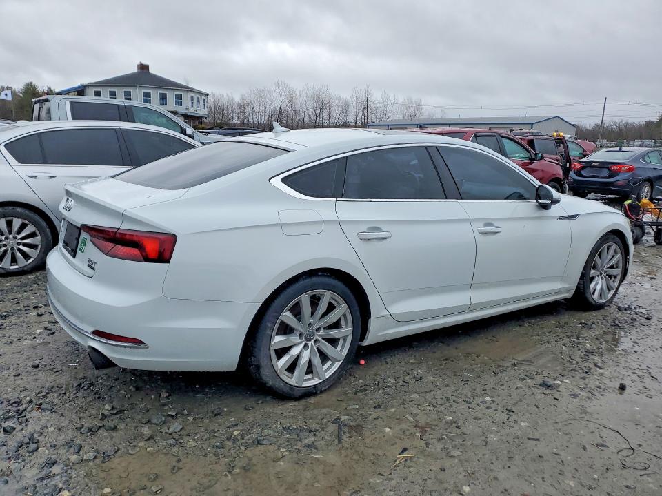 2018 Audi A5 მანქანა იყიდება აუქციონზე, vin: WAUANCF5XJA120360, აუქციონის ნომერი: 45534606