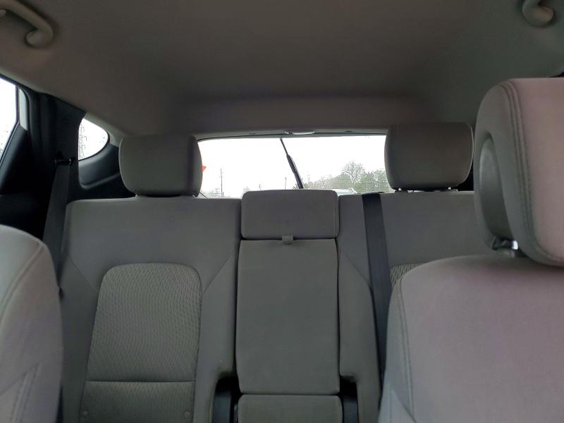 Продаж на аукціоні авто 2018 Hyundai Santa Fe Sport, vin: 5NMZT3LB1JH099457, номер лоту: 79801075