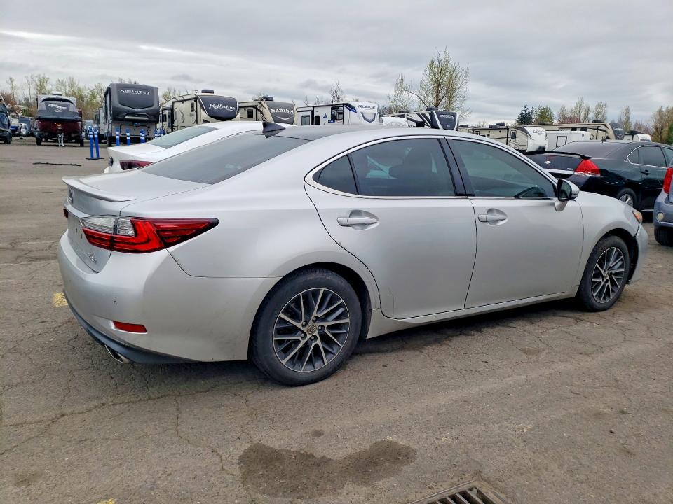 2017 Lexus Es 350 მანქანა იყიდება აუქციონზე, vin: 58ABK1GG4HU058732, აუქციონის ნომერი: 46740786