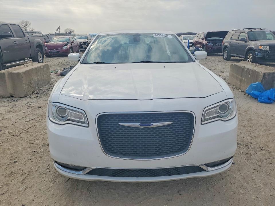 Продажа на аукционе авто 2019 Chrysler 300, vin: 2C3CCAAG6KH755419, номер лота: 47254296