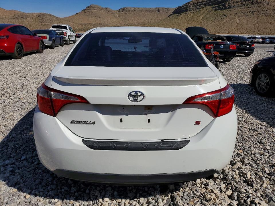 46333126 :رقم المزاد ، 5YFBURHE9FP231379 vin ، 2015 Toyota Corolla مزاد بيع