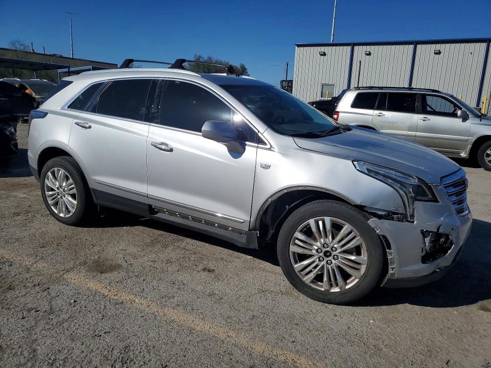 41989486 :رقم المزاد ، 1GYKNERSXJZ221608 vin ، 2018 Cadillac Xt5 مزاد بيع