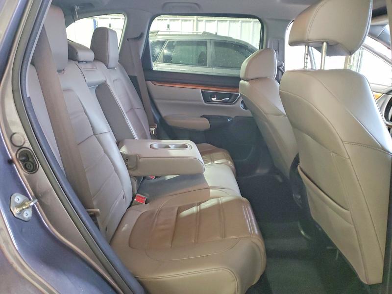 45444506 :رقم المزاد ، 7FARW2H81JE011947 vin ، 2018 Honda Cr-v مزاد بيع