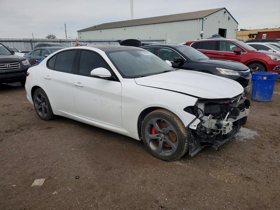2017 Alfa Romeo Giulia მანქანა იყიდება აუქციონზე, vin: ZARFAEDN3H7549954, აუქციონის ნომერი: 78510745