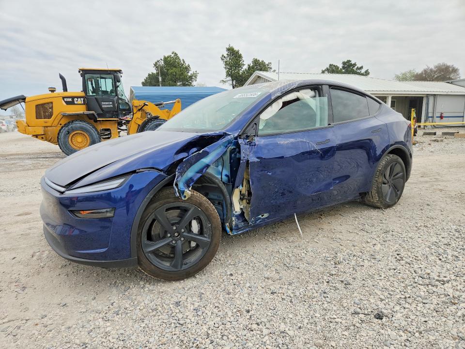 46652506 :رقم المزاد ، 7SAYGDEE6TF566831 vin ، 2026 Tesla Model Y مزاد بيع
