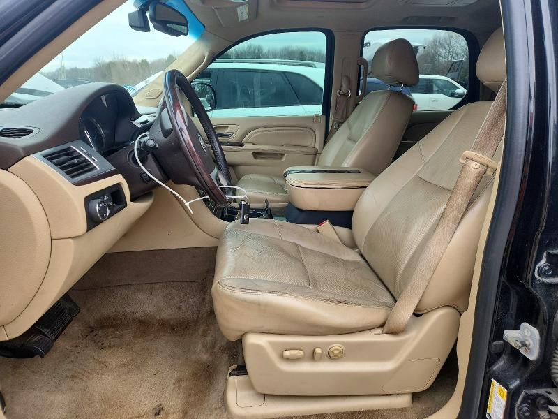 75909815 :رقم المزاد ، 1GYUKCEF4AR135077 vin ، 2010 Cadillac Escalade مزاد بيع