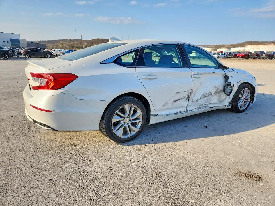 2020 Honda Accord მანქანა იყიდება აუქციონზე, vin: 1HGCV1F16LA107770, აუქციონის ნომერი: 46051316