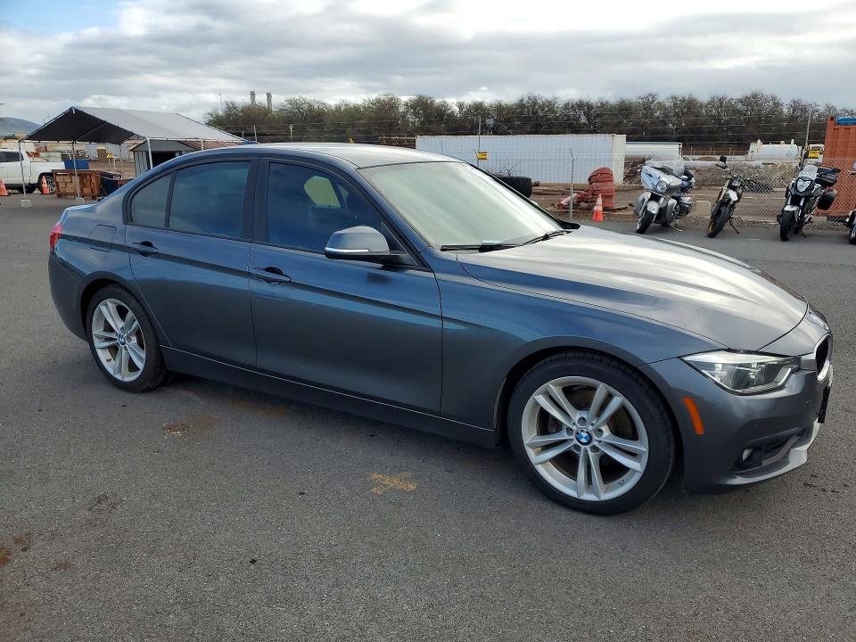 Продаж на аукціоні авто 2017 Bmw 320, vin: WBA8E1G58HNU15106, номер лоту: 47725916