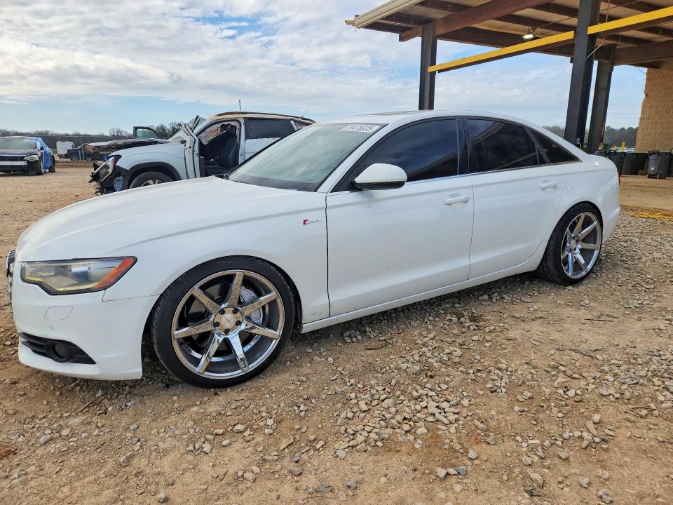 Продажа на аукционе авто 2012 Audi A6, vin: WAUGGAFC9CN126878, номер лота: 79478325