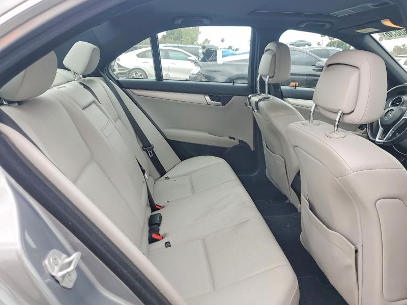 Продажа на аукционе авто 2014 Mercedes-benz C, vin: WDDGF4HB2ER306555, номер лота: 48260836
