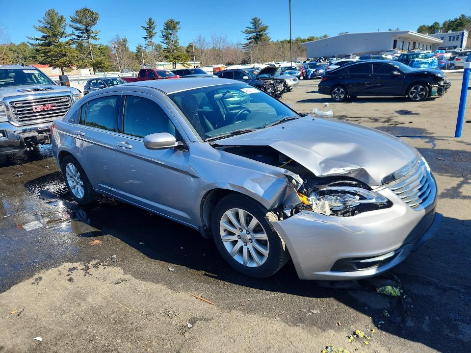 Продажа на аукционе авто 2013 Chrysler 200, vin: 1C3CCBBG7DN703294, номер лота: 45601226