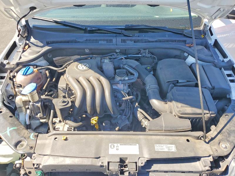 2014 Volkswagen Jetta მანქანა იყიდება აუქციონზე, vin: 3VW1K7AJ0EM372101, აუქციონის ნომერი: 79957795