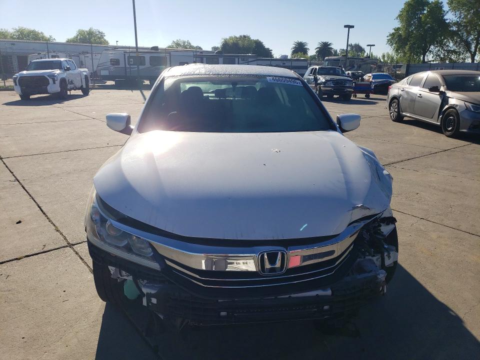 Продажа на аукционе авто 2017 Honda Accord, vin: 1HGCR2F5XHA290207, номер лота: 46659496