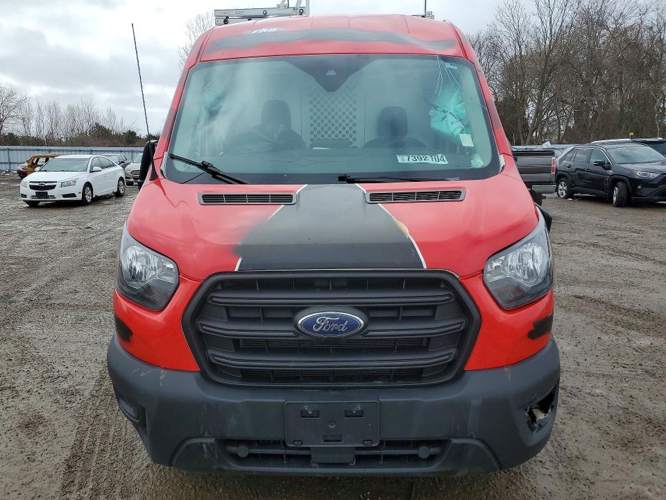 73921045 :رقم المزاد ، 1FTBR1C82LKB63280 vin ، 2020 Ford Transit مزاد بيع