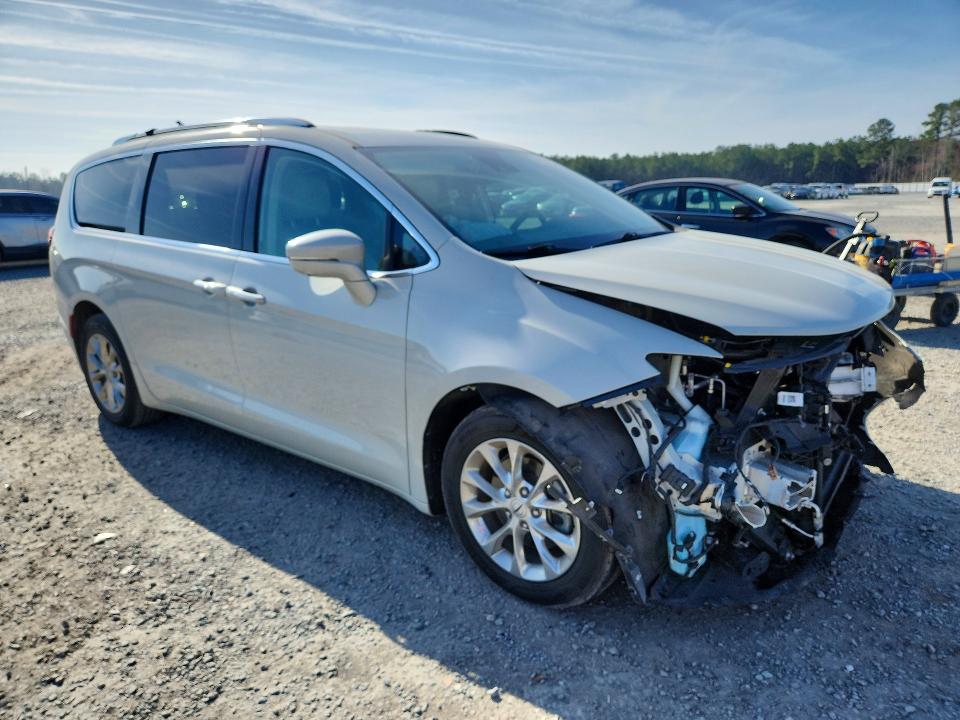 2021 Chrysler Pacifica მანქანა იყიდება აუქციონზე, vin: 2C4RC1BG8MR561573, აუქციონის ნომერი: 79720295