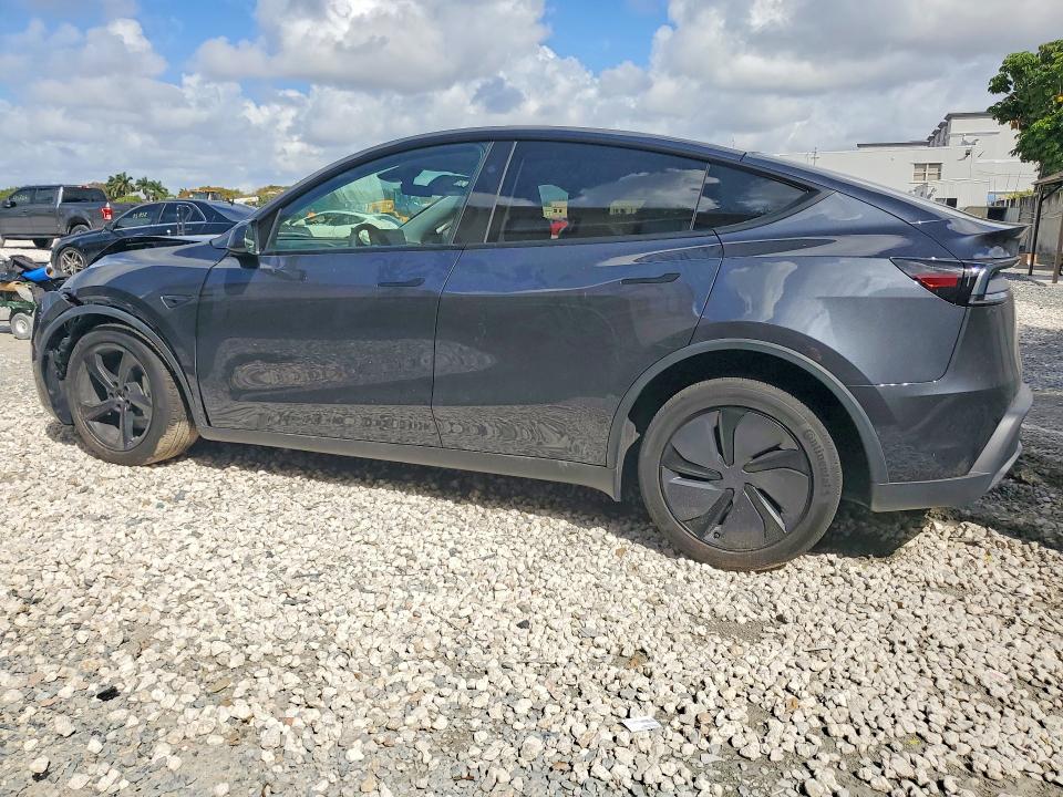 2026 Tesla Model Y მანქანა იყიდება აუქციონზე, vin: 7SAYGDED5TF387297, აუქციონის ნომერი: 79687275