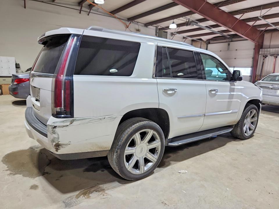 46091206 :رقم المزاد ، 1GYS4CKJ1LR208760 vin ، 2020 Cadillac Escalade مزاد بيع