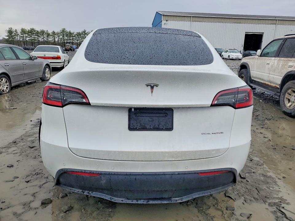Продажа на аукционе авто 2021 Tesla Model Y, vin: 5YJYGDEE0MF077517, номер лота: 45827736