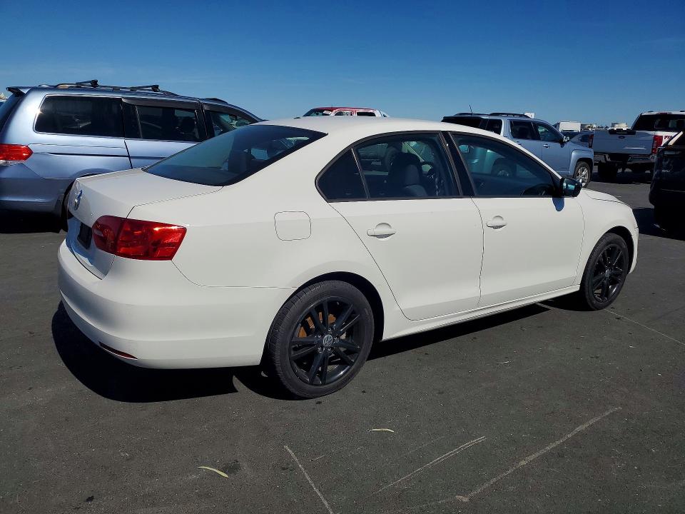 2014 Volkswagen Jetta მანქანა იყიდება აუქციონზე, vin: 3VW1K7AJ0EM372101, აუქციონის ნომერი: 79957795
