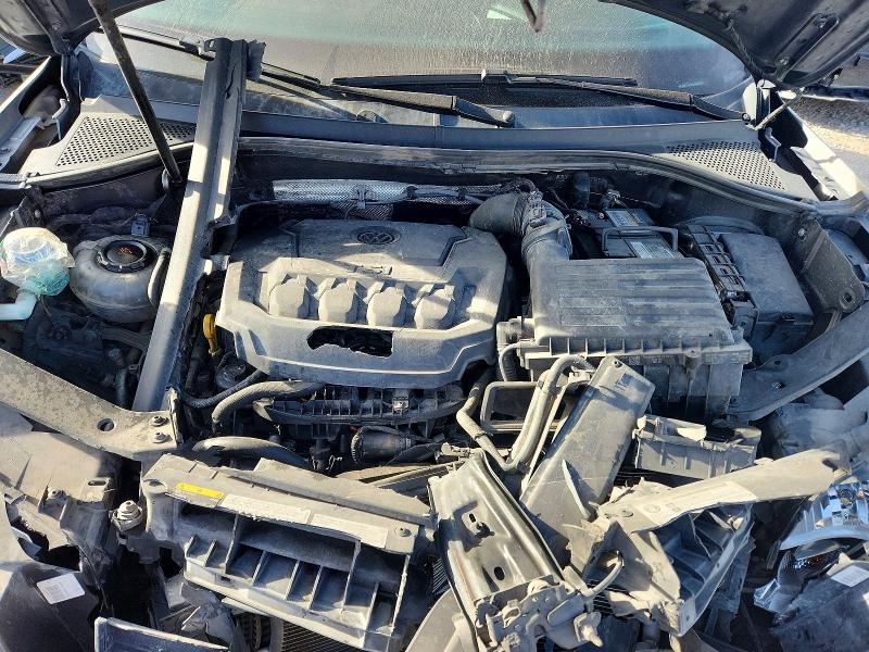 47282586 :رقم المزاد ، 3VV0B7AX5JM080765 vin ، 2018 Volkswagen Tiguan مزاد بيع