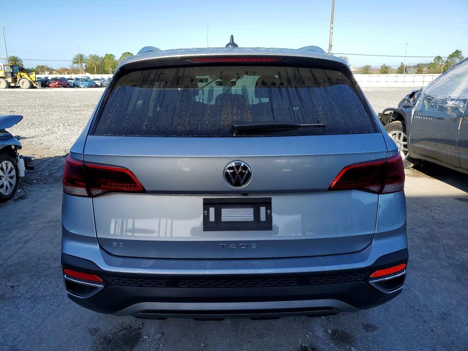 2024 Volkswagen Taos მანქანა იყიდება აუქციონზე, vin: 3VVEX7B23RM126499, აუქციონის ნომერი: 79811235