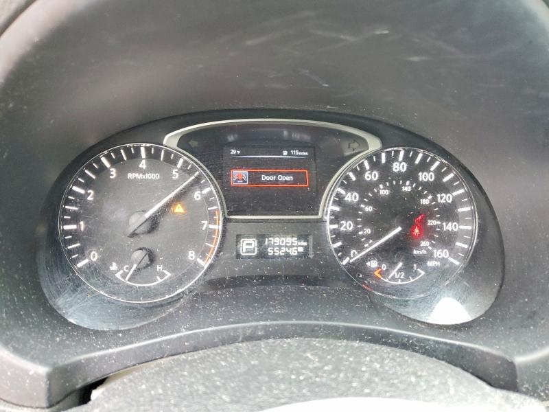 2015 Nissan Altima მანქანა იყიდება აუქციონზე, vin: 1N4AL3AP8FC233257, აუქციონის ნომერი: 45737106