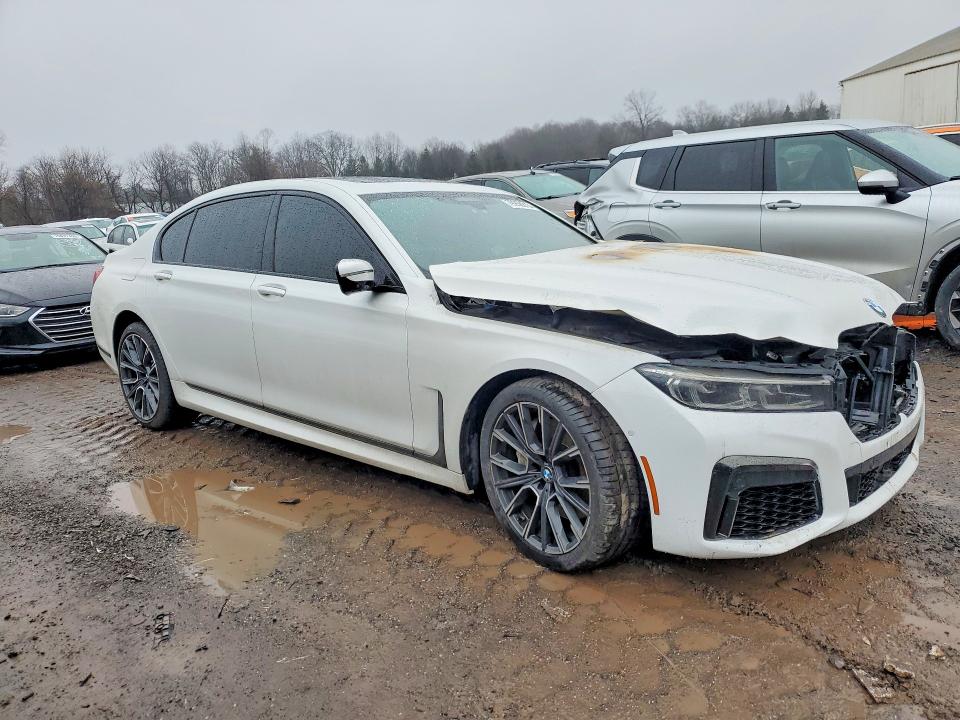 Продажа на аукционе авто 2022 Bmw 750, vin: WBA7U2C01NCH00982, номер лота: 79958215